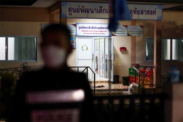 Thân nhân thảm kịch Thái Lan: Tôi đang chờ nhìn mặt con lần cuối-12