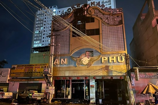 Bắt 2 cán bộ công an liên quan đến vụ cháy tại quán karaoke An Phú