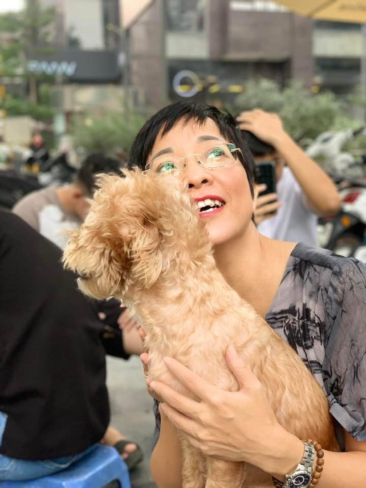 Cuộc sống đơn thân không hề cô đơn của MC Thảo Vân-3