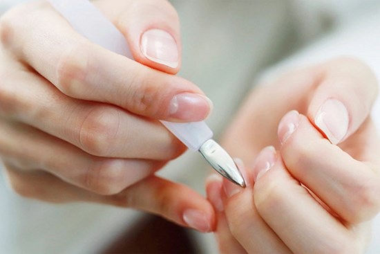 Thu hồi toàn quốc lô Sơn móng tay Darling Tone đỏ cam 16ml