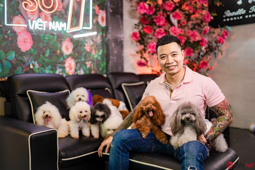 Chàng trai nuôi chó Poodle nổi tiếng Hà thành thu nhập hàng trăm triệu mỗi tháng-1