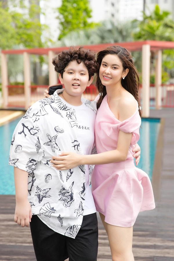 Vắng bóng 2 năm để chữa bệnh tuyến giáp, cuộc sống hiện tại của Trương Quỳnh Anh ra sao?-2