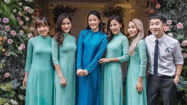 Xu hướng áo dài ăn hỏi của sao Việt: Càng đơn giản càng đẹp thanh tao-16
