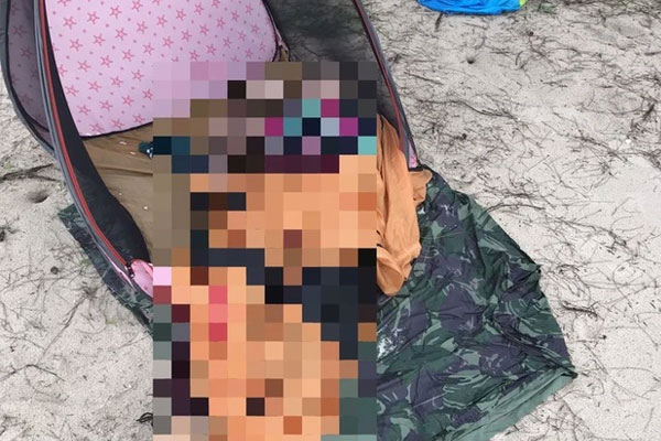 Phát hiện người phụ nữ chết trong lều chống nắng cạnh bãi biển-1