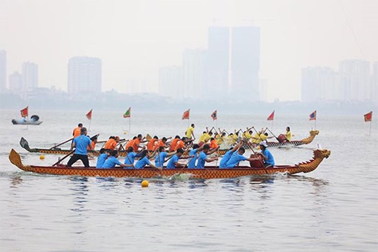 Sôi động Giải Bơi chải Thuyền rồng Hà Nội mở rộng năm 2022