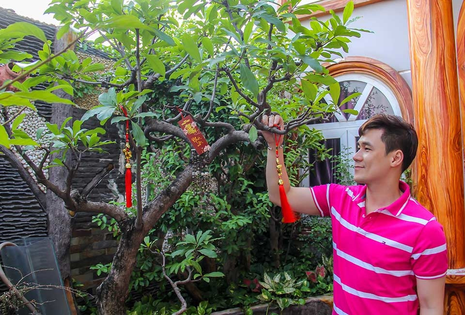 Biệt thự 200 tỷ của ca sĩ 3 bằng đại học, độc thân ở tuổi 41-13