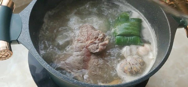 Cách làm bò kho siêu ngon, công thức đơn giản và thích hợp ăn ngày cuối thu-5