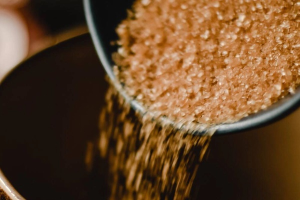 Đường trắng - đường nâu, bên đâu mới tốt?-1