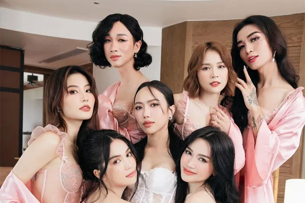 Sam bất ngờ được bạn trai cầu hôn ở tuổi 32-2