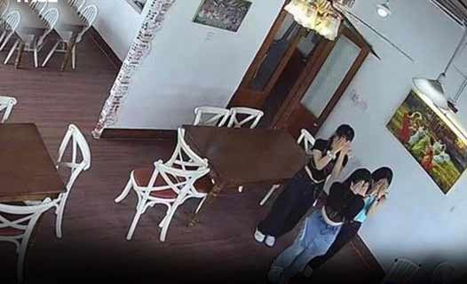 Vụ nhóm Tiktoker triệu follow vào quán cafe quay clip không kê lại bàn ghế, làm xước tường: Chủ quán lên tiếng-1