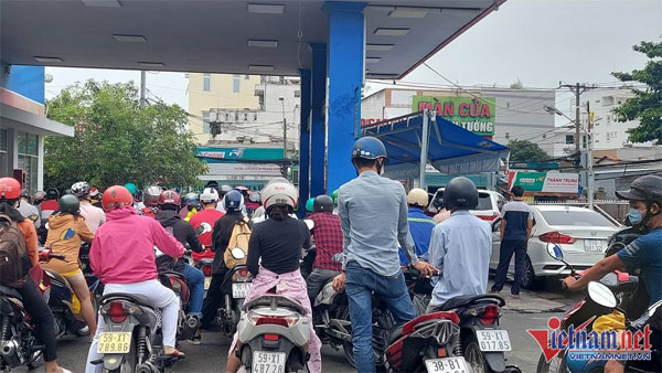 2 triệu lít xăng tiếp thêm cho TP.HCM-4