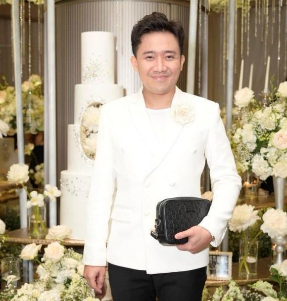 Trấn Thành và những pha lên đồ dự đám cưới: Luôn chỉn chu cho phù hợp nhất, lần nào cũng gây ấn tượng-1