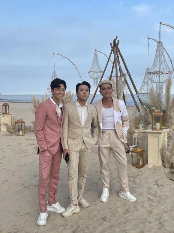 Trấn Thành và những pha lên đồ dự đám cưới: Luôn chỉn chu cho phù hợp nhất, lần nào cũng gây ấn tượng-3