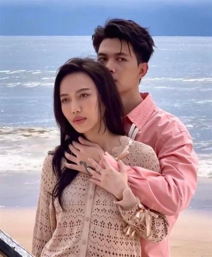 Diệu Nhi cấm tuyệt đối khách mời làm điều này trong lễ cưới, nếu vi phạm sẽ bị tịch thu điện thoại-3