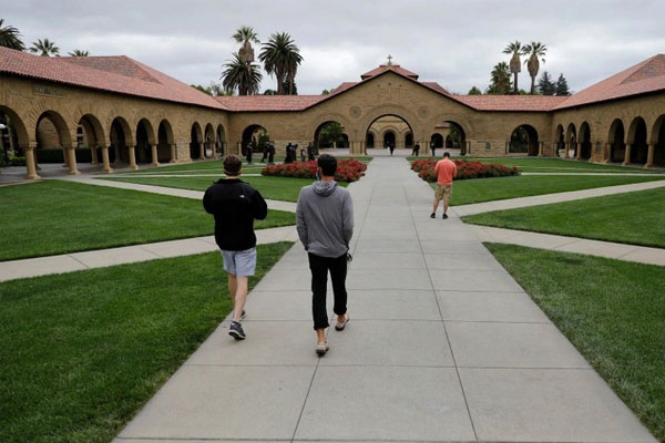 ĐH Stanford ghi nhận vụ cưỡng hiếp thứ 2 tại khuôn viên trường-1