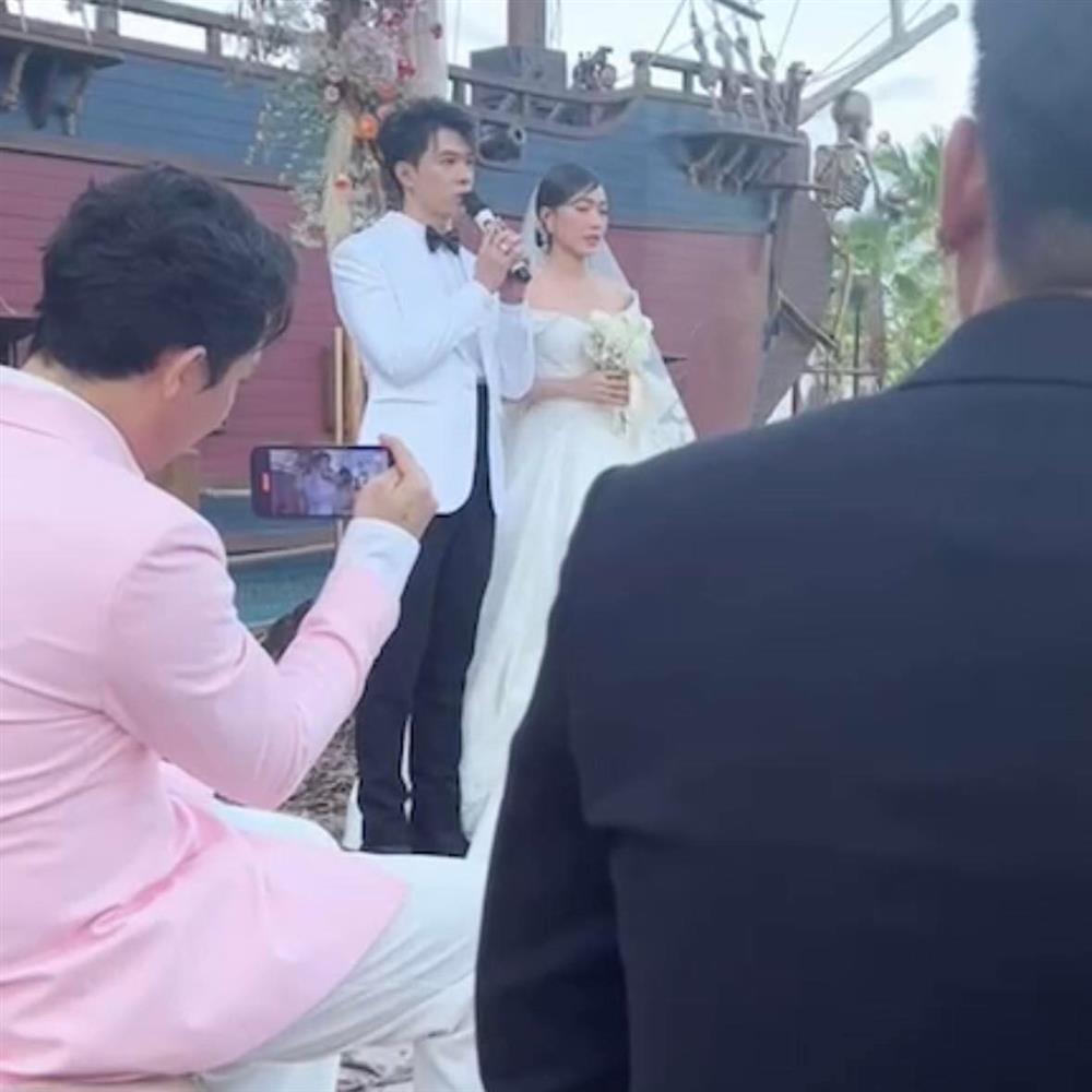 Không thể nhận ra Kiều Minh Tuấn trong đám cưới Diệu Nhi-1