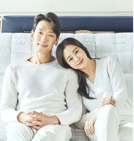 Kim Tae Hee bị phát hiện hẹn hò trong lúc Bi Rain vướng tin đồn ngoại tình-2