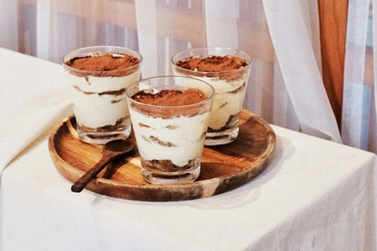 Cách làm yến mạch ngâm sữa chua, cacao đơn giản mà ngon