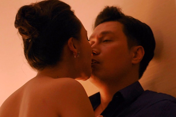 Cảnh nóng dữ dội của Việt Anh và bạn diễn kém 10 tuổi-1