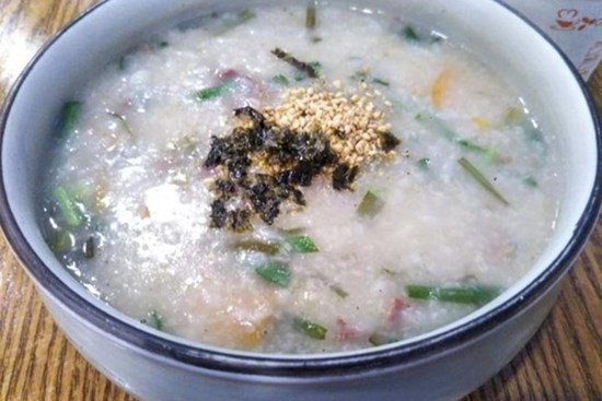 Cháo rất tốt cho sức khỏe, cải thiện dạ dày nhưng tuyệt đối không được ăn theo cách này