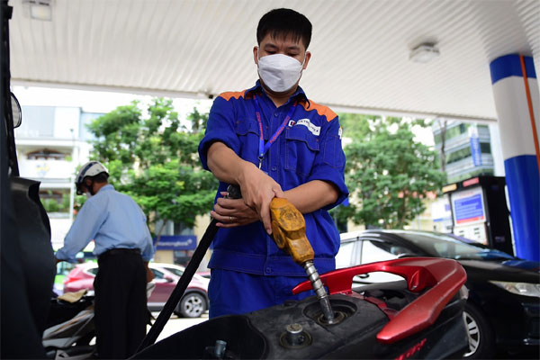 Vì sao miền Nam thiếu xăng dầu trầm trọng-5