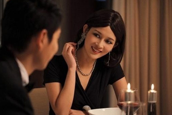 Cặp bồ với giám đốc, thư ký trẻ còn ngang ngược làm điều này rồi nhận cái kết xứng đáng-1