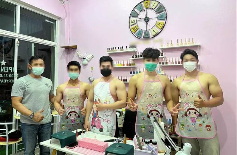 Tiệm nail thuê dàn trai đẹp 6 múi phục vụ gây tranh cãi-1