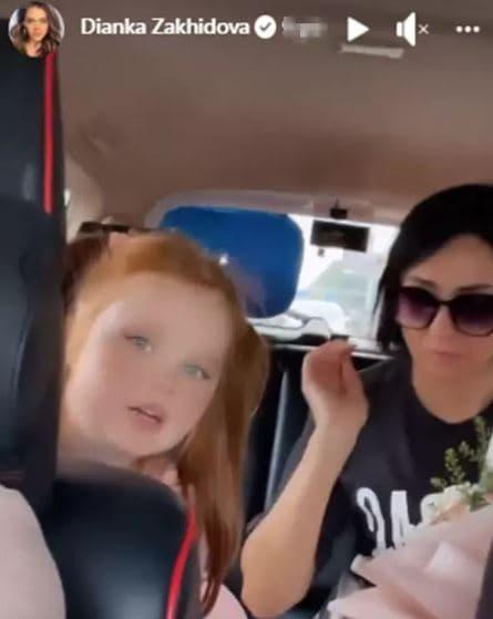 Mẹ vợ Bùi Tiến Dũng sang Việt Nam để chăm sóc con gái sắp sinh-1