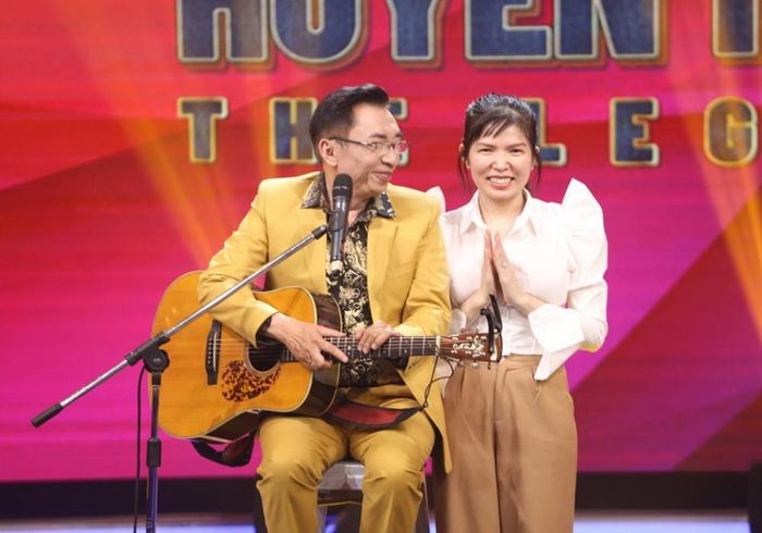 Ca sĩ Đình Văn Mưa bụi: Nổi như cồn, phá sản và ở ẩn bên vợ kém 24 tuổi-4