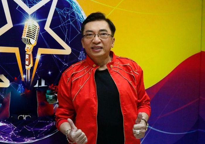 Ca sĩ Đình Văn Mưa bụi: Nổi như cồn, phá sản và ở ẩn bên vợ kém 24 tuổi-1