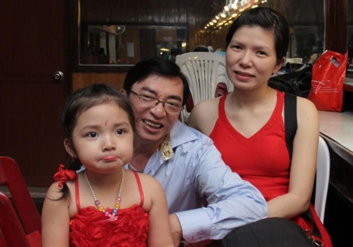 Ca sĩ Đình Văn Mưa bụi: Nổi như cồn, phá sản và ở ẩn bên vợ kém 24 tuổi-5