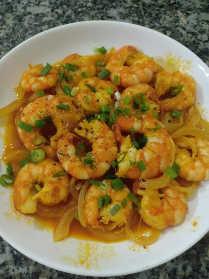 Cặp vợ chồng công nhân chỉ có bữa tối ăn với nhau nhưng mâm cơm vẫn đong đầy hạnh phúc-26