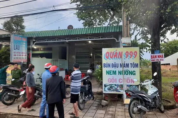 Hà Nội: Cháy lớn kèm theo tiếng nổ rất to trong đêm tại Long Biên-8