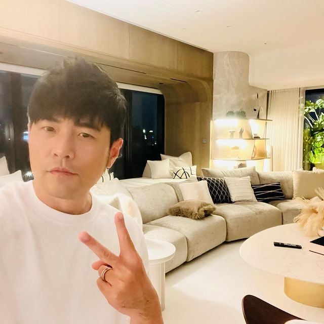 Bên trong căn hộ 520 tỷ của Châu Kiệt Luân, nội thất được nhập khẩu từ Ý-6