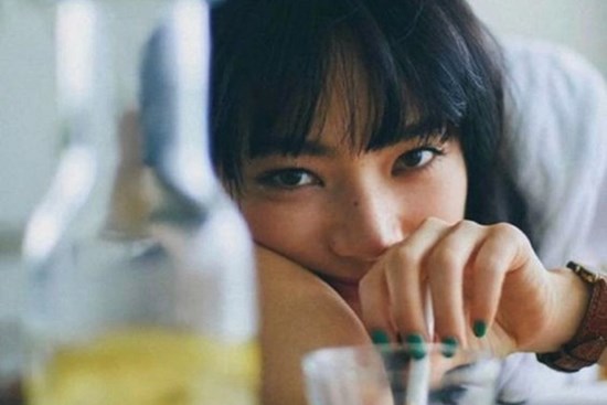 Đây là dấu hiệu cho thấy bạn đang uống quá nhiều nước