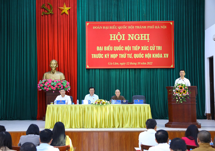 Bí thư Thành ủy Hà Nội Đinh Tiến Dũng tiếp xúc cử tri huyện Gia Lâm-1