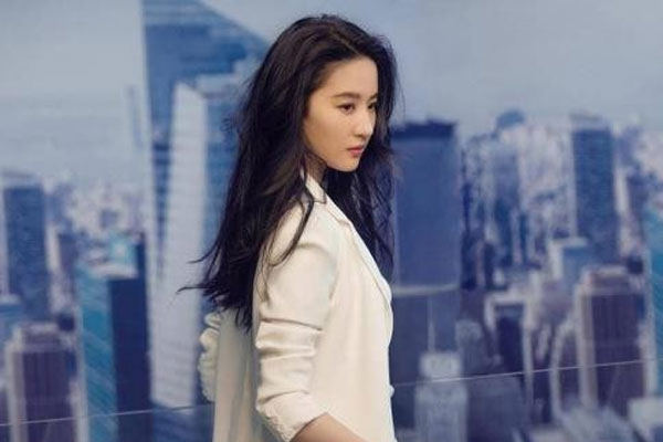 Lưu Diệc Phi lên ngôi Thị hậu-11