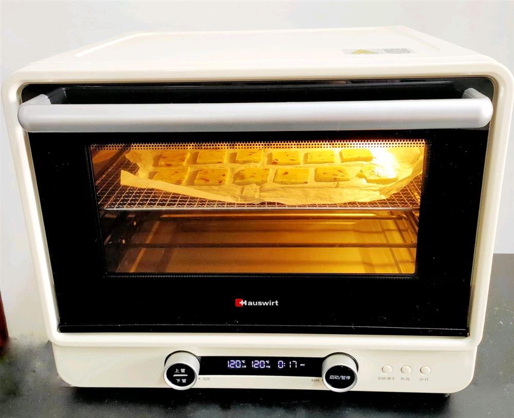 Sữa chua khô tự làm: Món ăn vặt ngon và lành-7