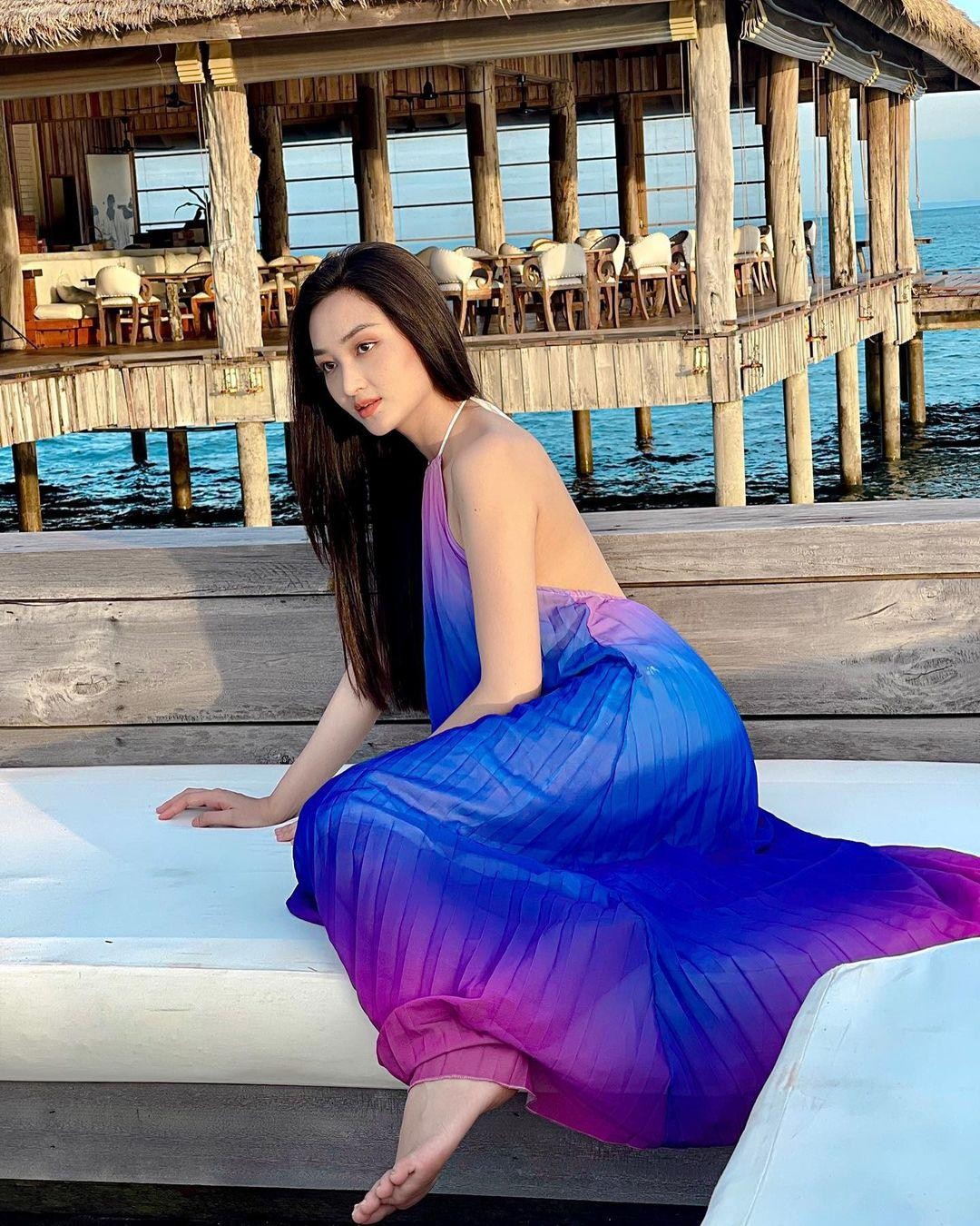 Chân dung Hoa hậu Campuchia phải xin lỗi Thùy Tiên vì bức ảnh chế-9