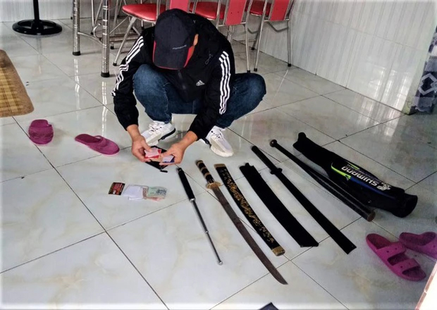 Lời khai của thanh niên bắn súng vào quán cafe khiến 2 người trọng thương-3