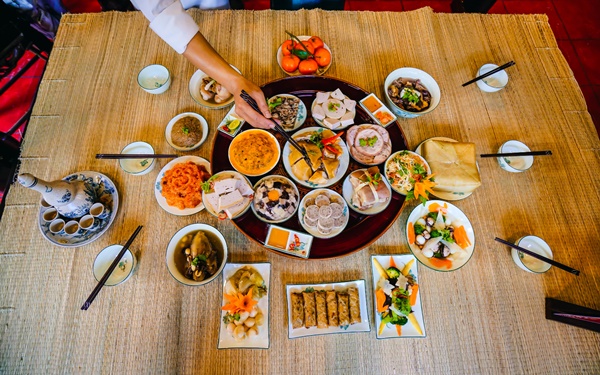 Câu chuyện đôi đũa trên bàn ăn Việt: Thân thương từ thời thơ ấu đến khi từ giã cuộc đời-22