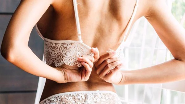 Không mặc áo ngực khi ngủ, chắc chắn chị em sẽ nhận lại 3 lợi ích quý hơn vàng-1