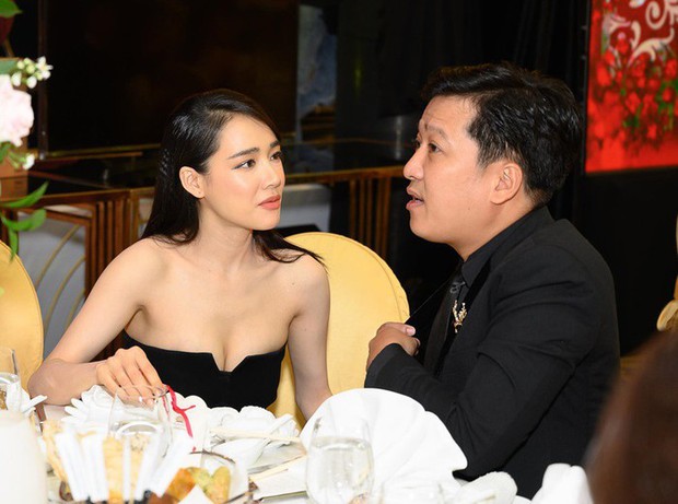 Nhã Phương - Trường Giang và những lần gây chú ý tại đám cưới đồng nghiệp-8