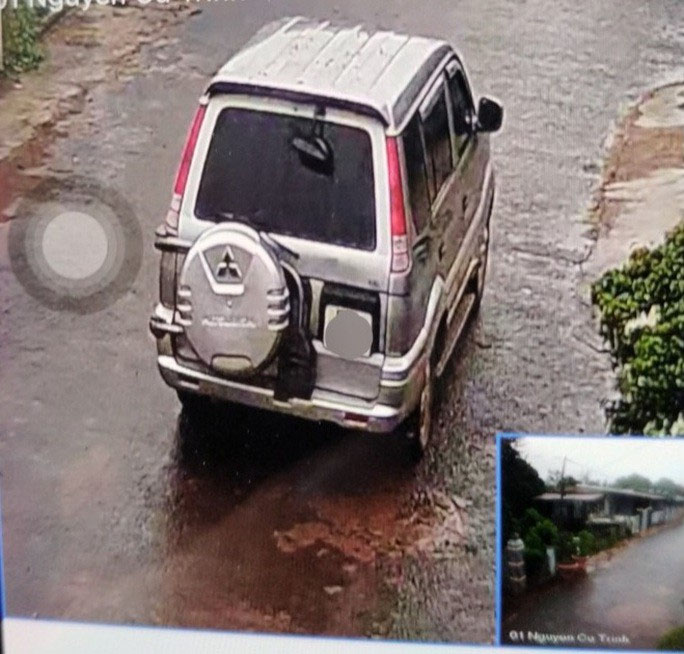 Nhóm đối tượng đi ôtô vào nhà Chủ tịch huyện cướp tài sản-1