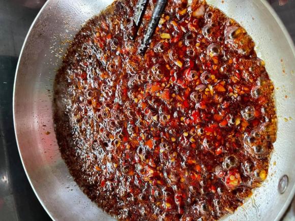 Cách làm sốt kho thịt, kho cá để tủ lạnh dùng dần: Bí quyết nấu nhanh dành cho bà nội trợ bận rộn-4