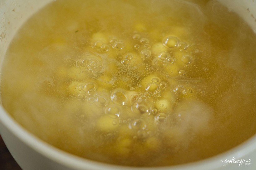 Cách nấu xôi cốm và chè cốm hạt sen chuẩn vị Hà Nội-13