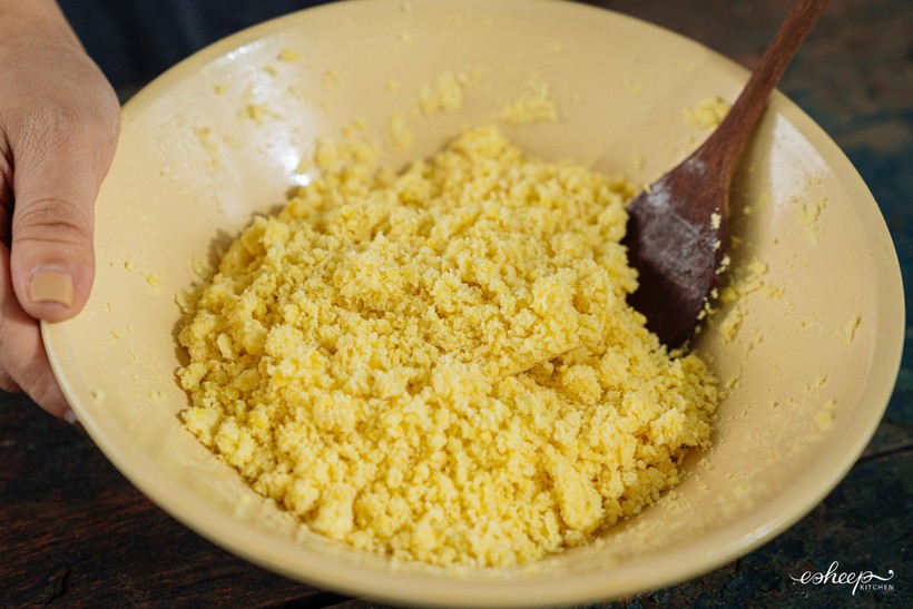 Cách nấu xôi cốm và chè cốm hạt sen chuẩn vị Hà Nội-5