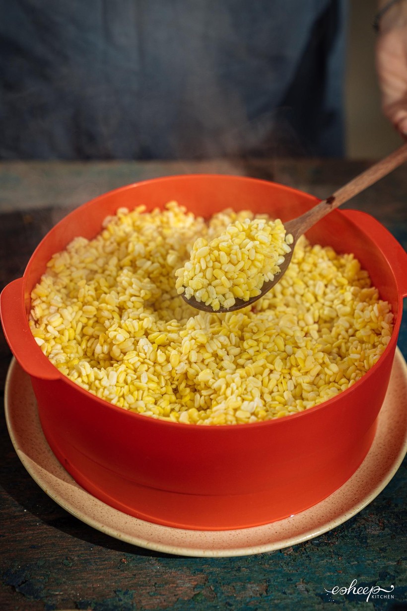 Cách nấu xôi cốm và chè cốm hạt sen chuẩn vị Hà Nội-4