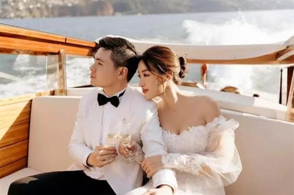 Thiệp cưới của Đỗ Mỹ Linh và Đỗ Vinh Quang: Đơn giản nhưng lại mang ý nghĩa đặc biệt-1