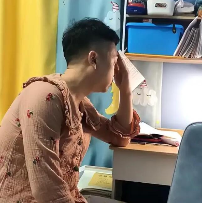 Cứ kèm con học là lại tăng xông? 3 phương pháp hay này sẽ giúp bạn lật ngược tình thế-1